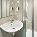 Kyriad Eco - Sud 2*