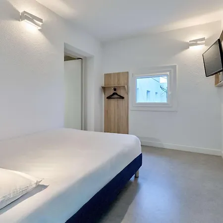 Kyriad Eco - Sud מלון נרבון