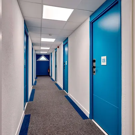 Kyriad Eco - Sud 2* נרבון