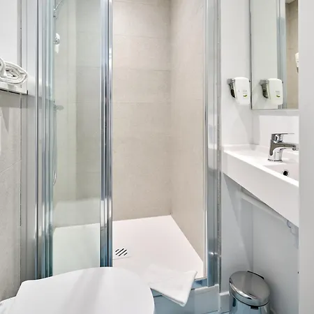 מלון Kyriad Eco - Sud