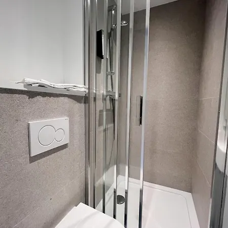 Kyriad Eco - Sud מלון נרבון